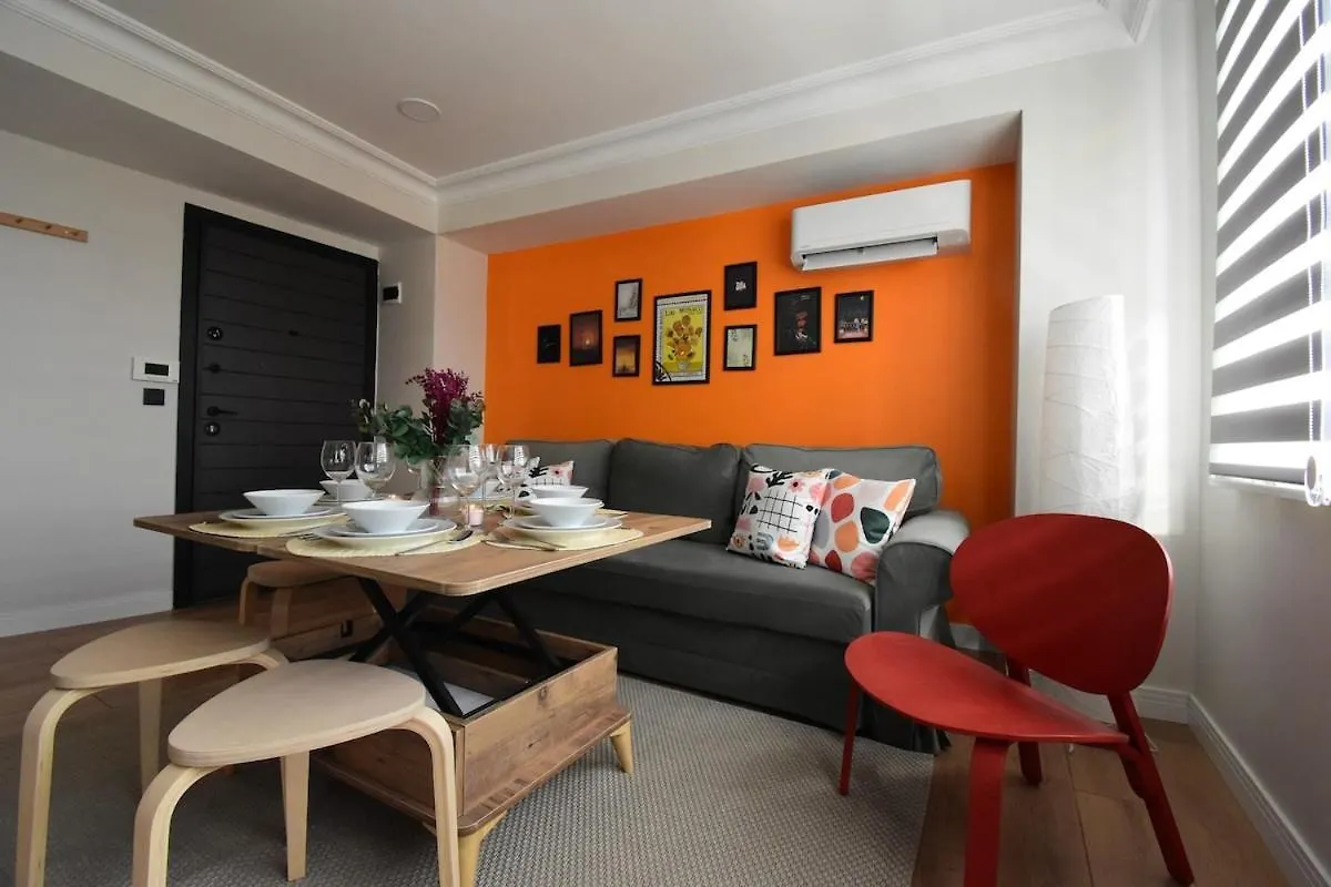 דירות איסטמבול Stunning Seaview 2Br Near Metro - Ym5 0*,