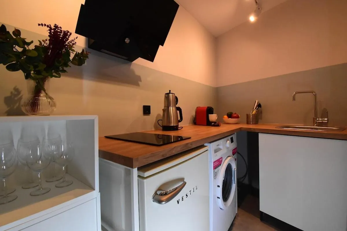 イスタンブールStunning Seaview 2Br Near Metro - Ym5アパートメント イスタンブール